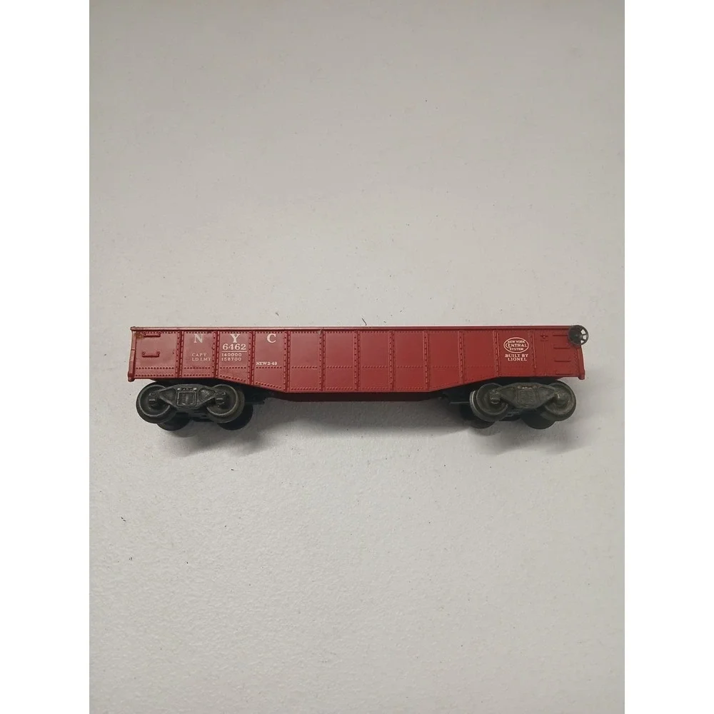 Lionel dirt dust